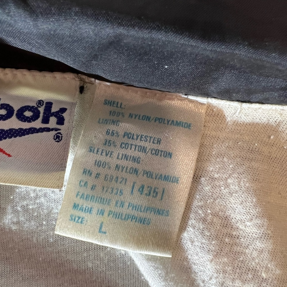 Vintage Reebok windbreaker - Picture 7 of 7